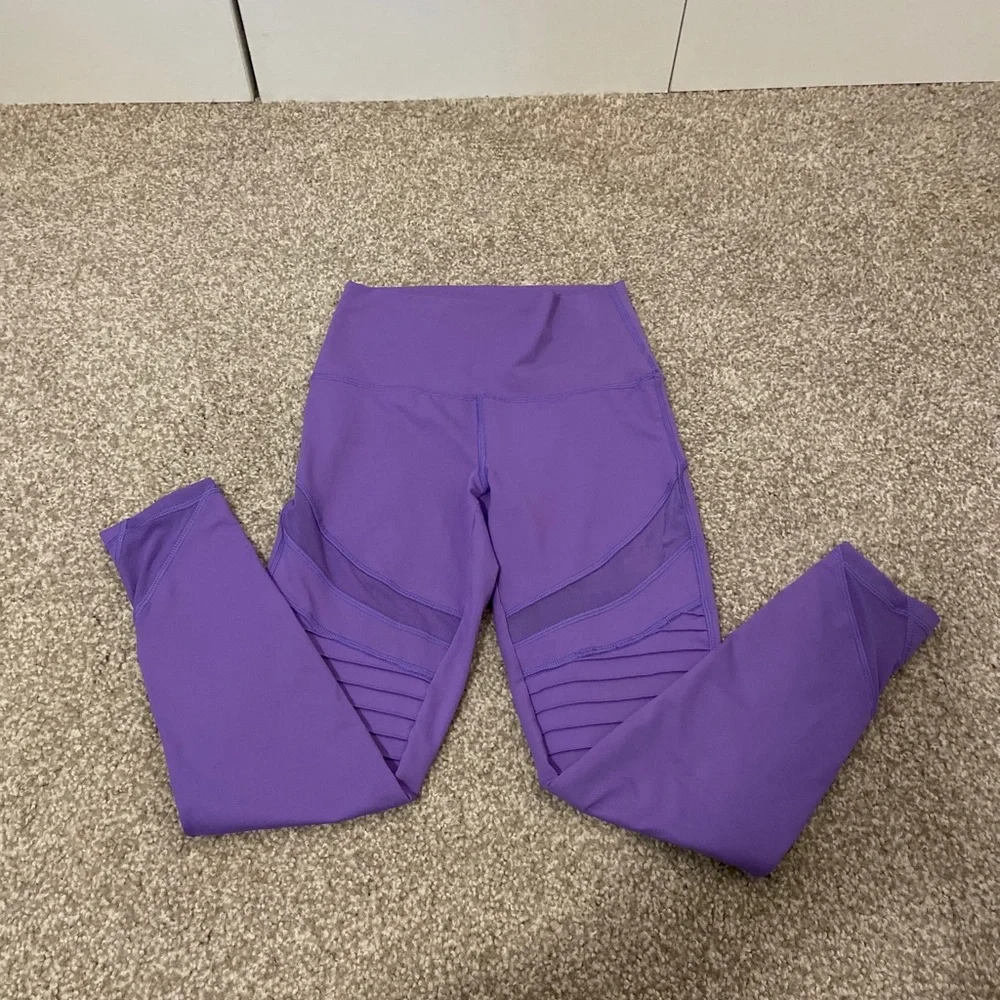 Aerie High Rise Chill.Play.Move. Lavender Leggings - Picture 3 of 6